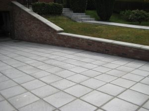 Rénovation extérieure de la devanture de garage par Ets SGP